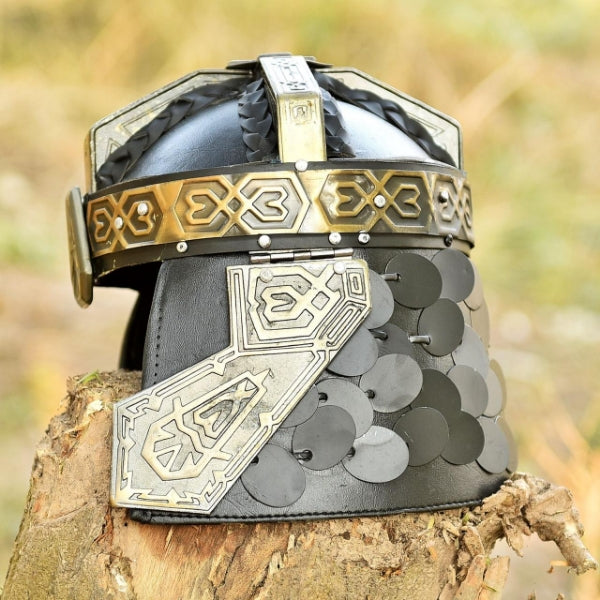 Gimli's Axe & Gimli Helmet- The Lord of the Rings