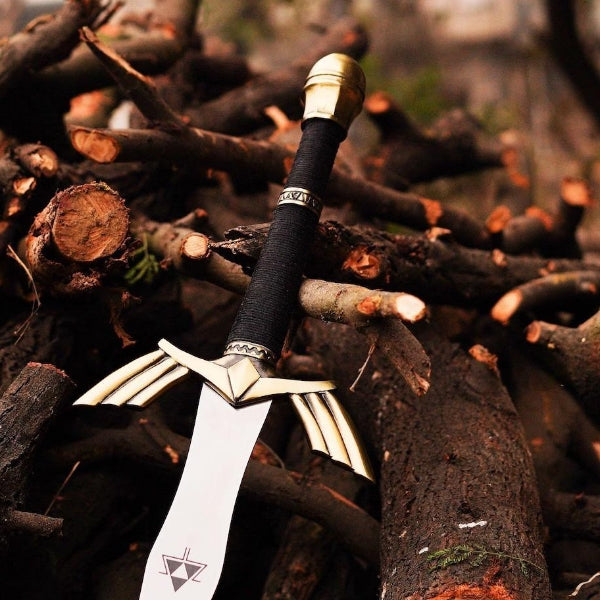 The Legend of Zelda Dark Link's Master Sword High-End Replica