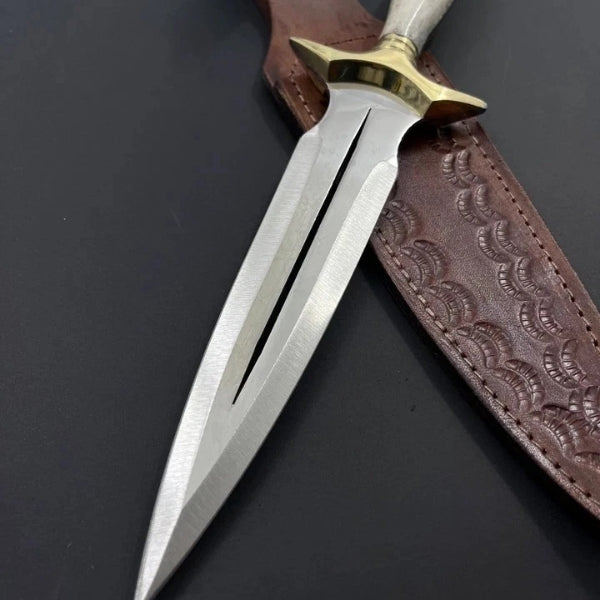 Handmade Damascus Steel Dagger Knife with Stag Handle & Sheath