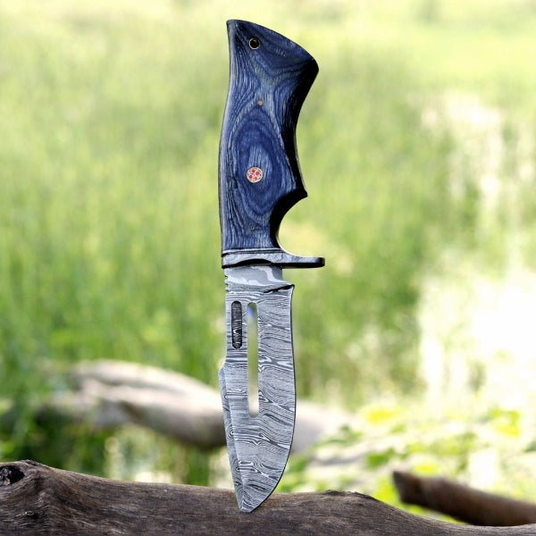 Damascus Steel Viking Knife – Black Hand Forged Survival Blade with Leather Sheath